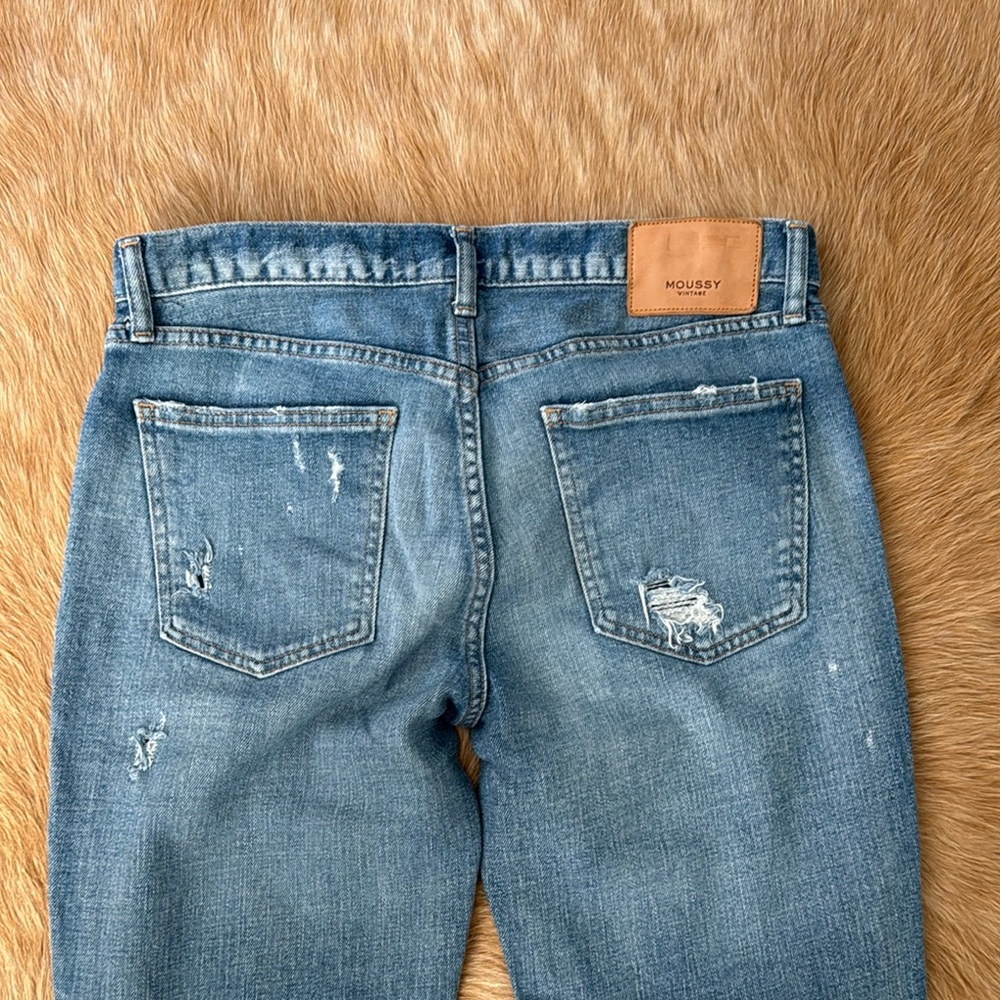 Moussy Distressed Blue Jeans for Women - Picture 4 of 7